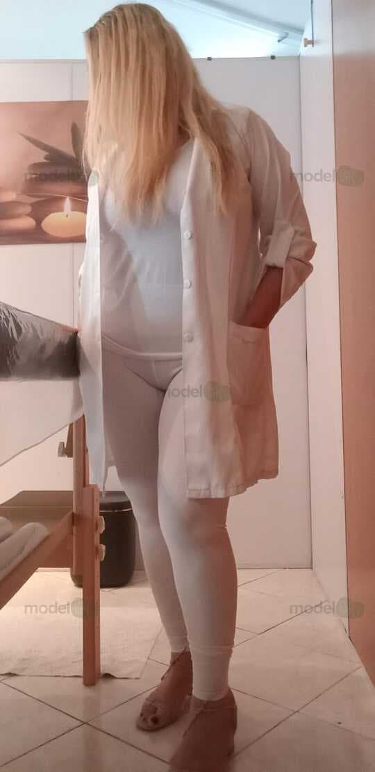 Gabi, especialista em tântrica e lingam de verdade!
